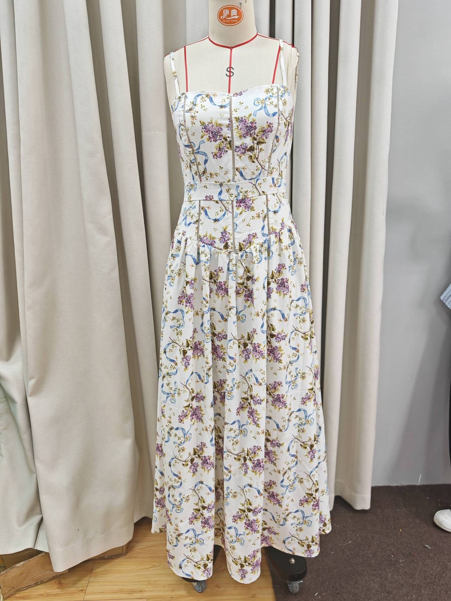 Women's Sling Floral Tight Waist Dress