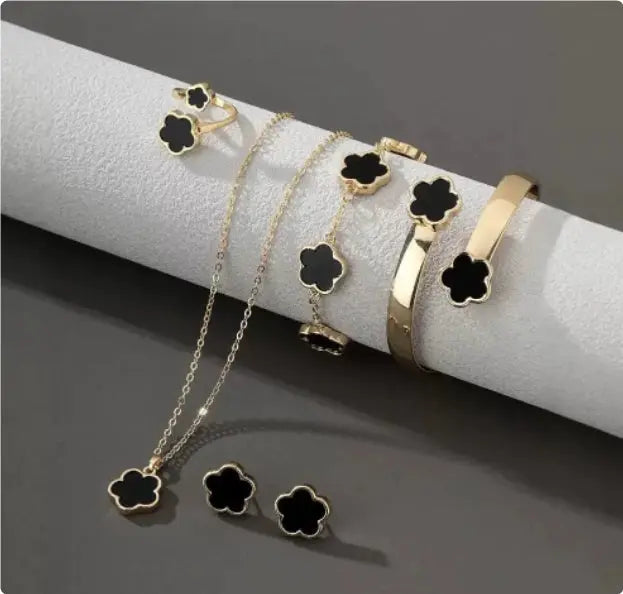 Ensemble Collier, Bracelet Dentelle, Boucles d’Oreilles et Bague - BMYANY
