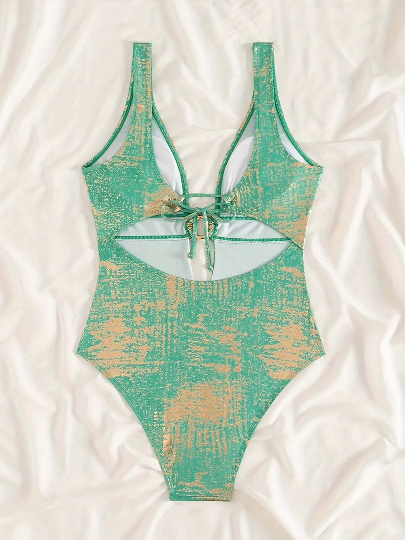 Maillot de bain tendance en tissu brillant avec un décolleté en V profond et un dos - BMYANY