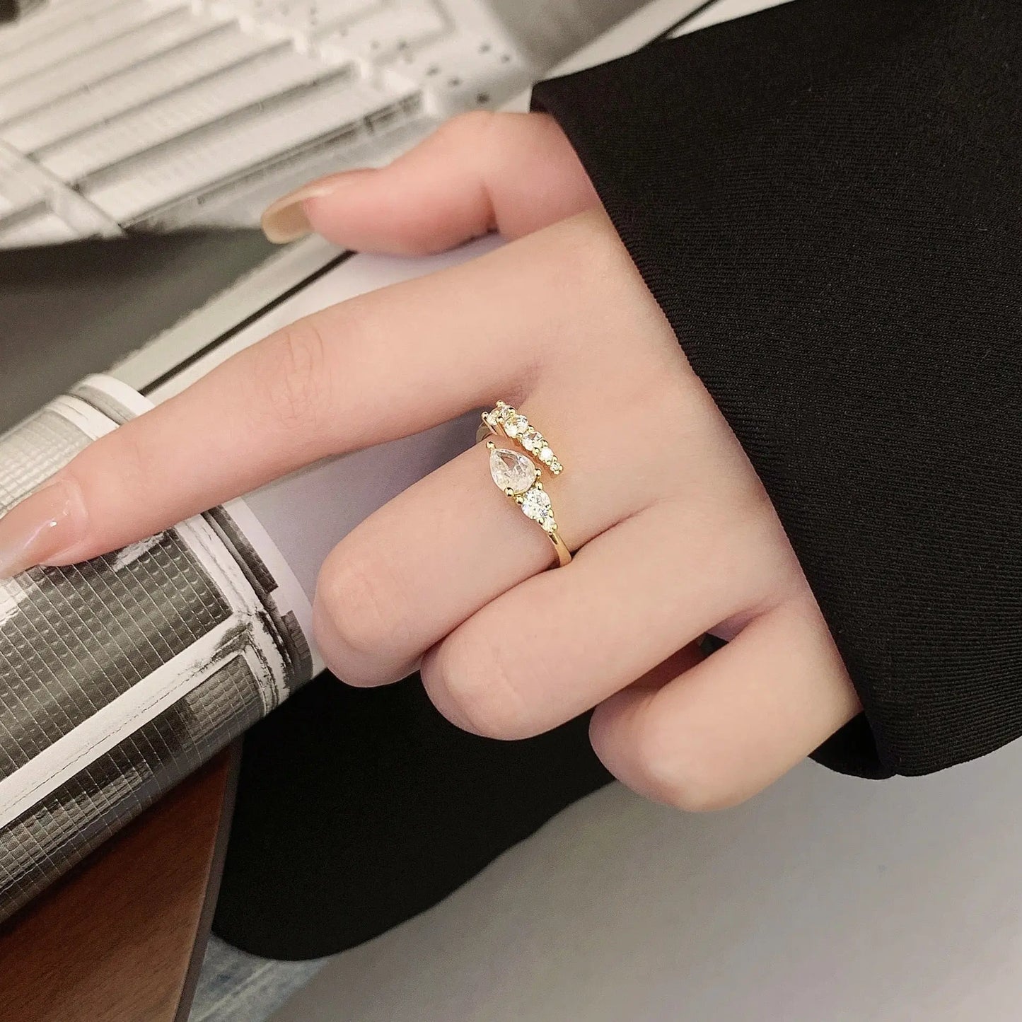 Bague Femme Serpent Luxe Zirconium Doré - Niche de design sophistiqué - BMYANY