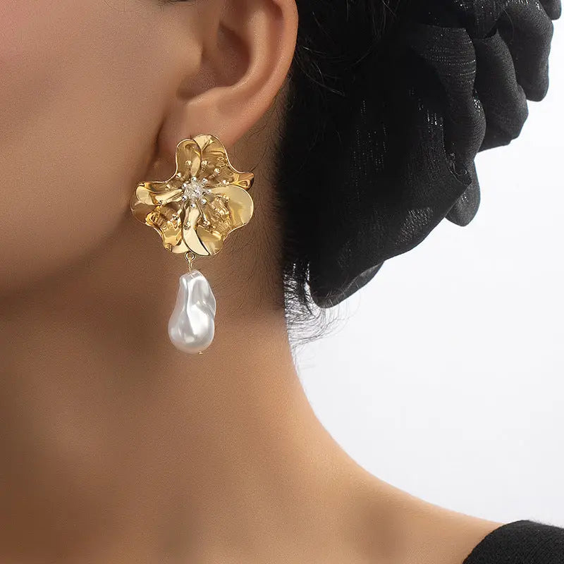 Boucles d’Oreilles Fleur Perle Style Sculptée Présence - BMYANY
