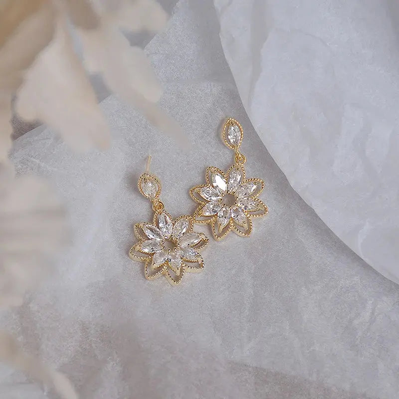 Boucles d'Oreilles Or 14K Fleur Zirconia AAA - Bijou Luxe Femme Mariage - BMYANY