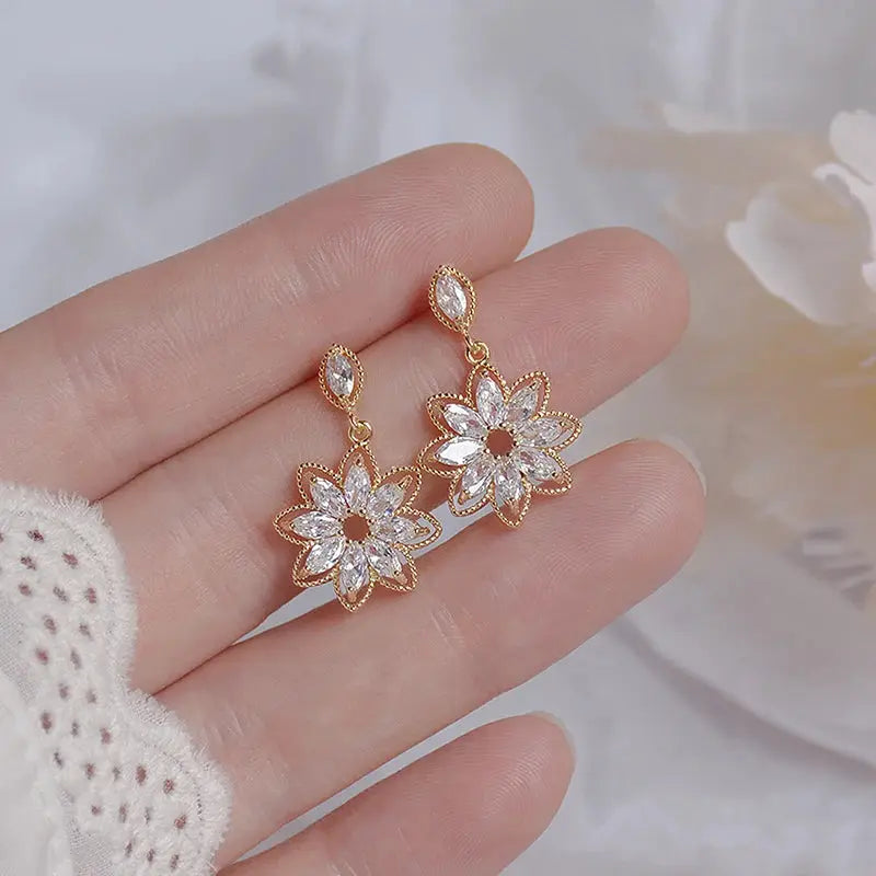 Boucles d'Oreilles Or 14K Fleur Zirconia AAA - Bijou Luxe Femme Mariage - BMYANY