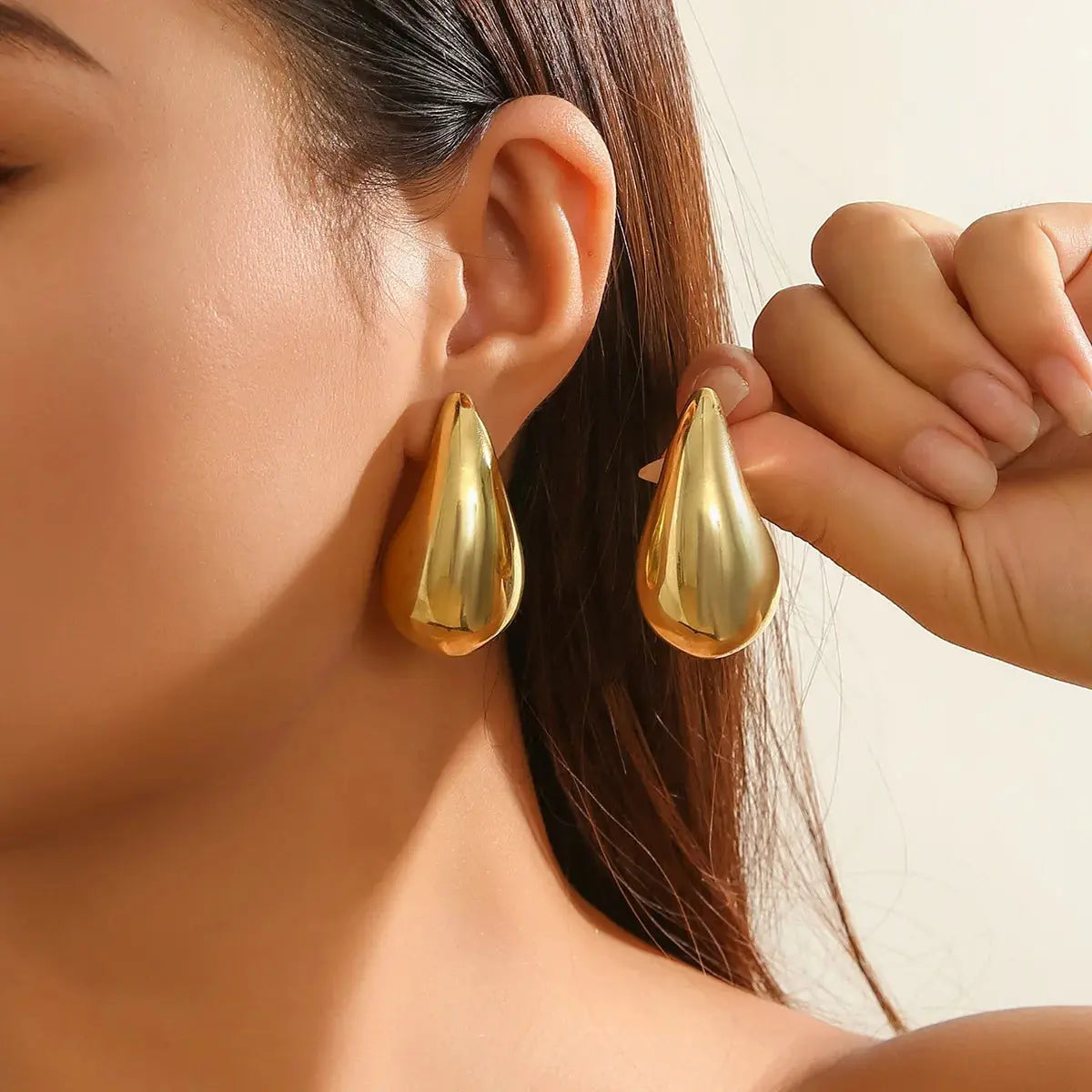 Boucles d’Oreilles Vintage Dorées Fleurs Femmes - Design Français Mat - BMYANY