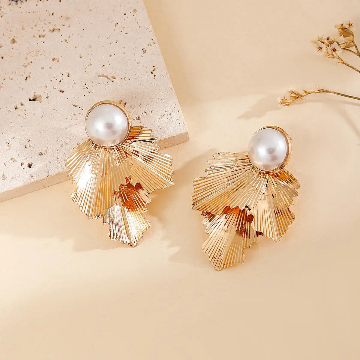 Boucles d’Oreilles Éventail Perles Texturées | Design géométrique femme - BMYANY