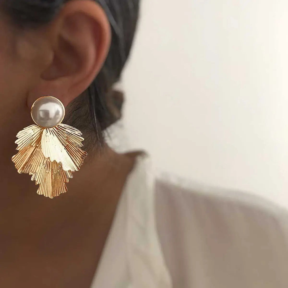 Boucles d’Oreilles Éventail Perles Texturées | Design géométrique femme - BMYANY