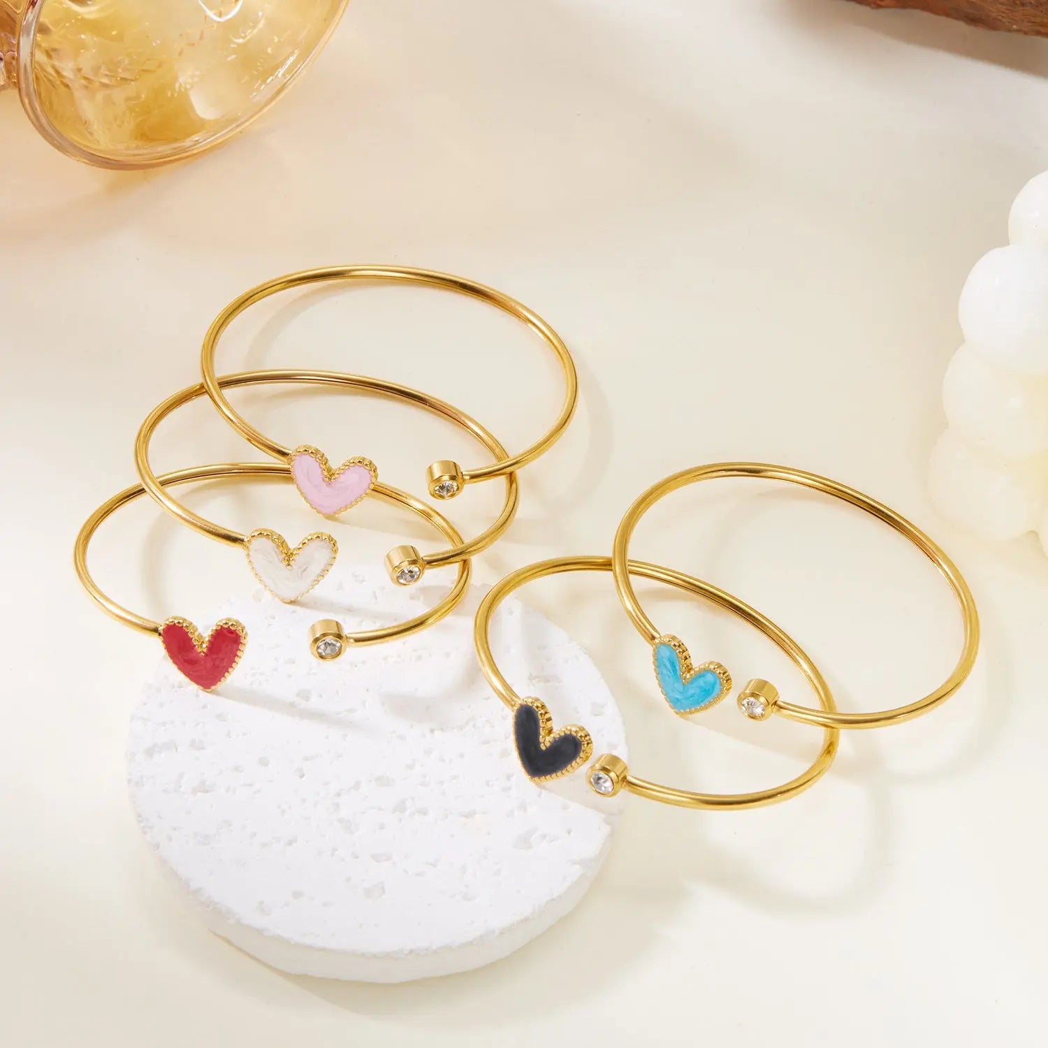 Bracelet Cœur Ajouré Émaillé avec Diamants Femme - BMYANY