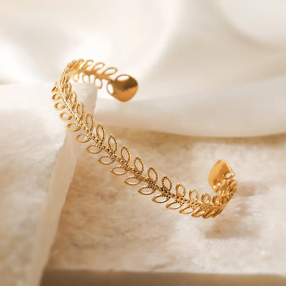 Bracelet Femme Acier Inoxydable Ajouré Attendé - BMYANY