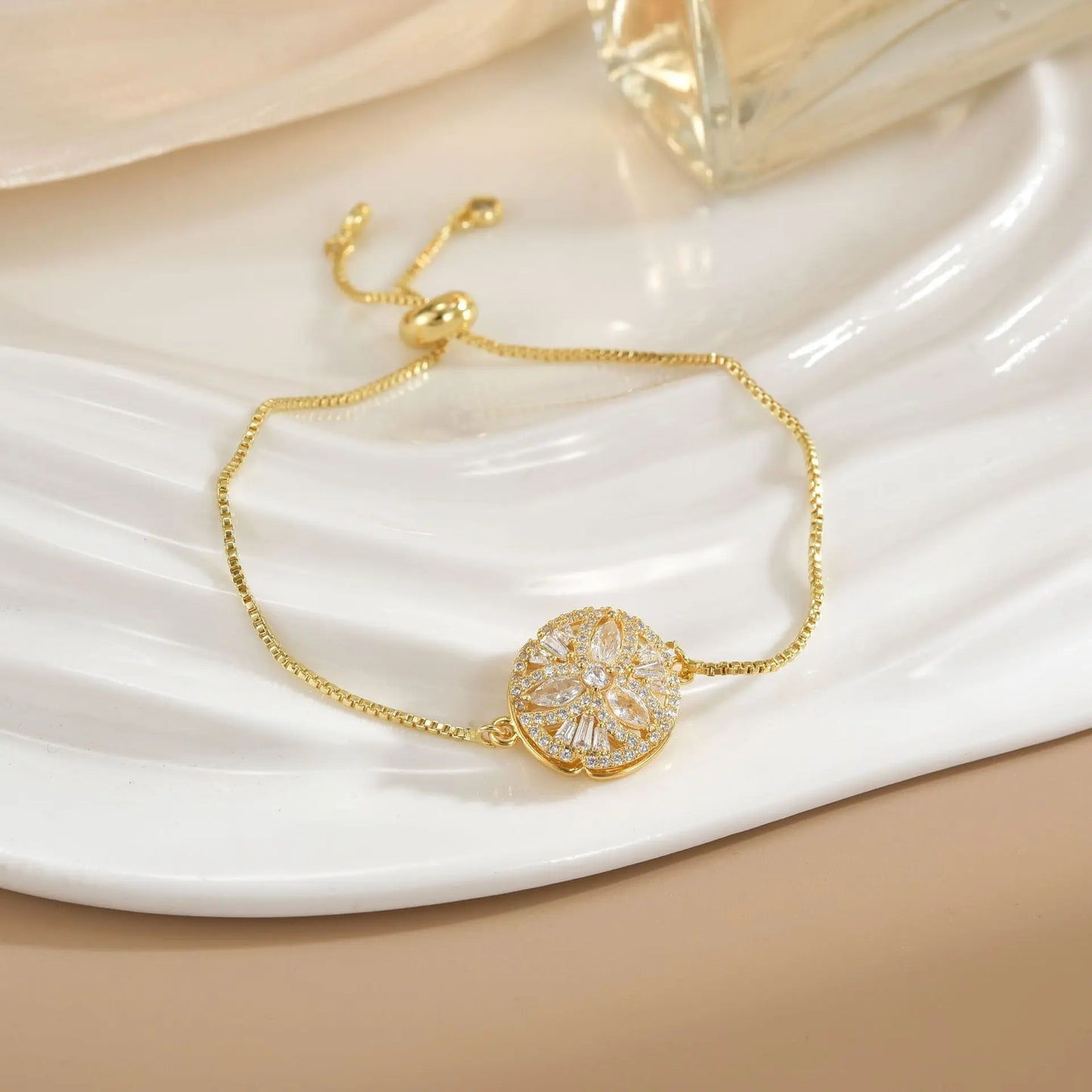 Bracelet Rotatif Floral Femme Plaqué Or - Cuivre Pur Design Élégant - BMYANY
