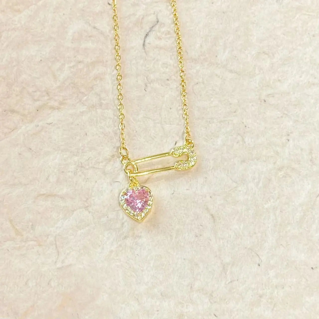 Collier Personnalisé Cœur Rose avec Pin - Luxe Délicat - BMYANY