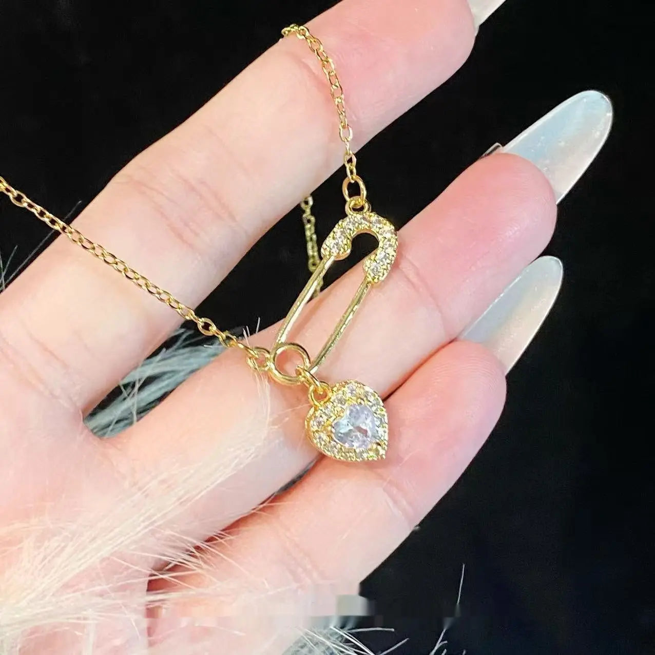 Collier Personnalisé Cœur Rose avec Pin - Luxe Délicat - BMYANY