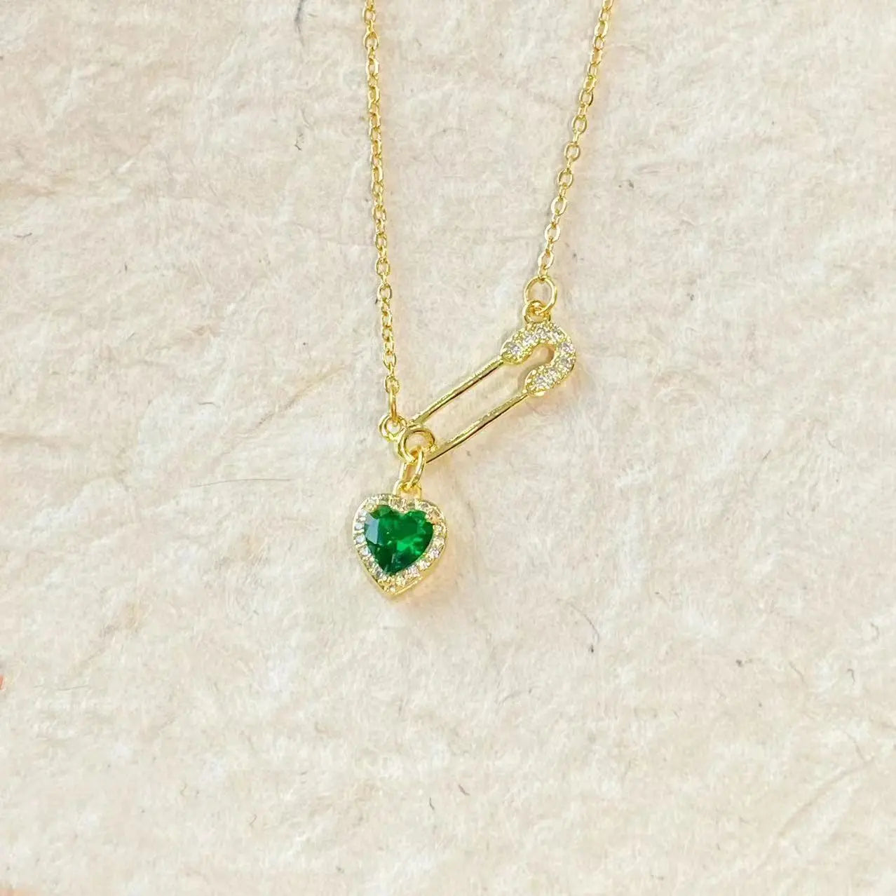 Collier Personnalisé Cœur Rose avec Pin - Luxe Délicat - BMYANY