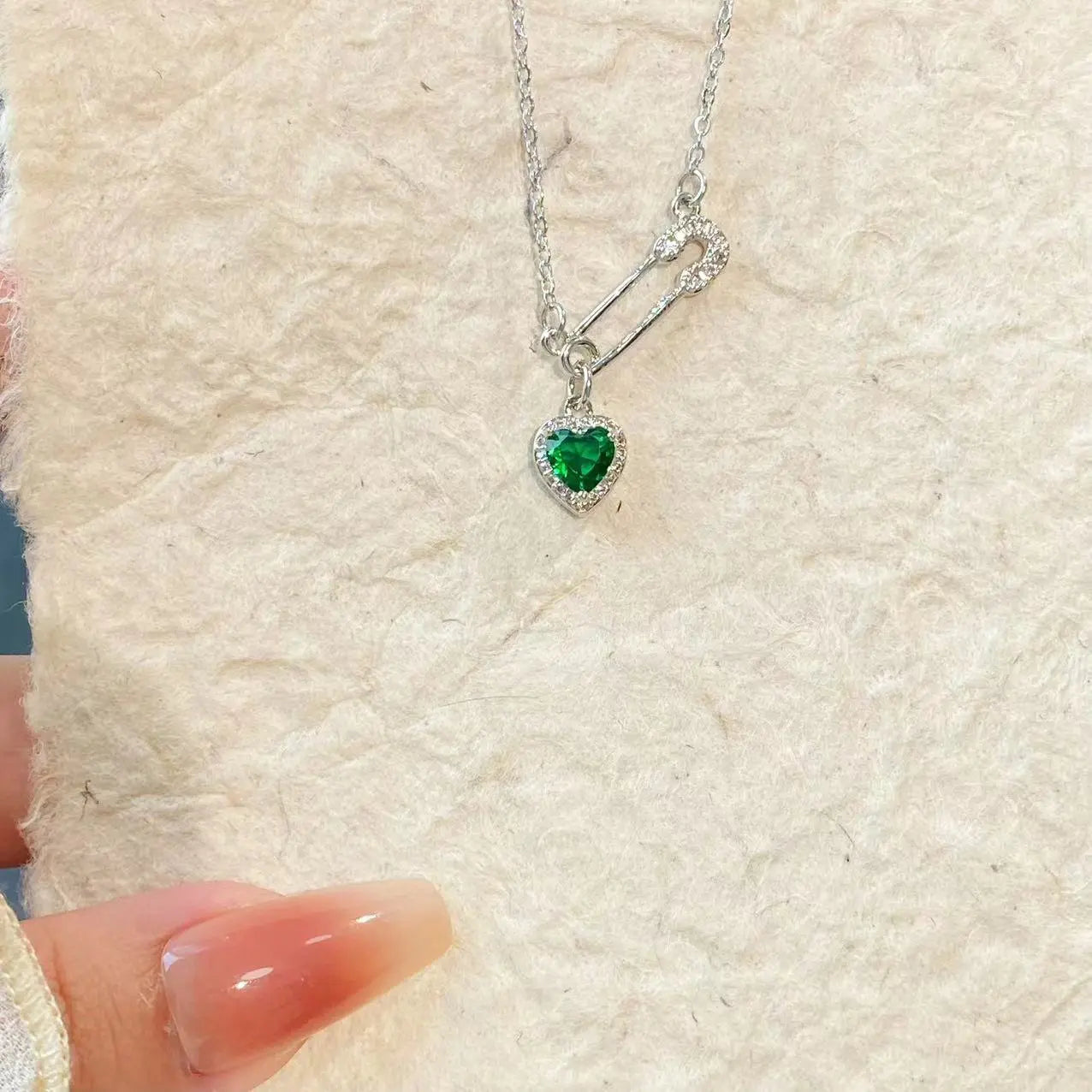Collier Personnalisé Cœur Rose avec Pin - Luxe Délicat - BMYANY