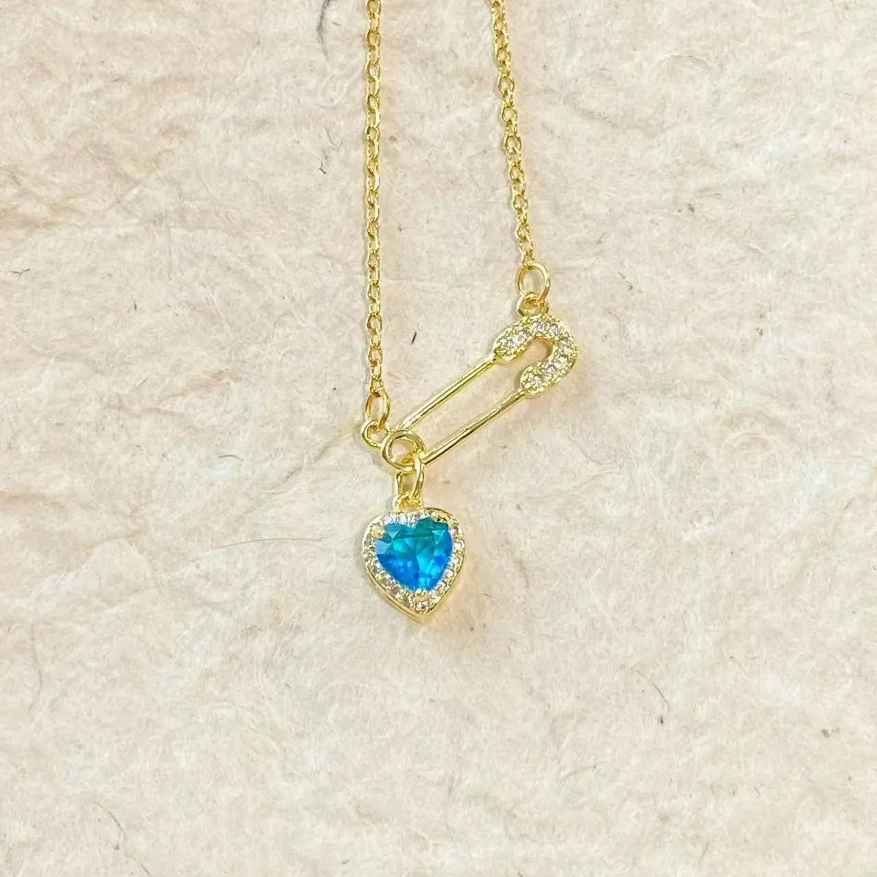 Collier Personnalisé Cœur Rose avec Pin - Luxe Délicat - BMYANY