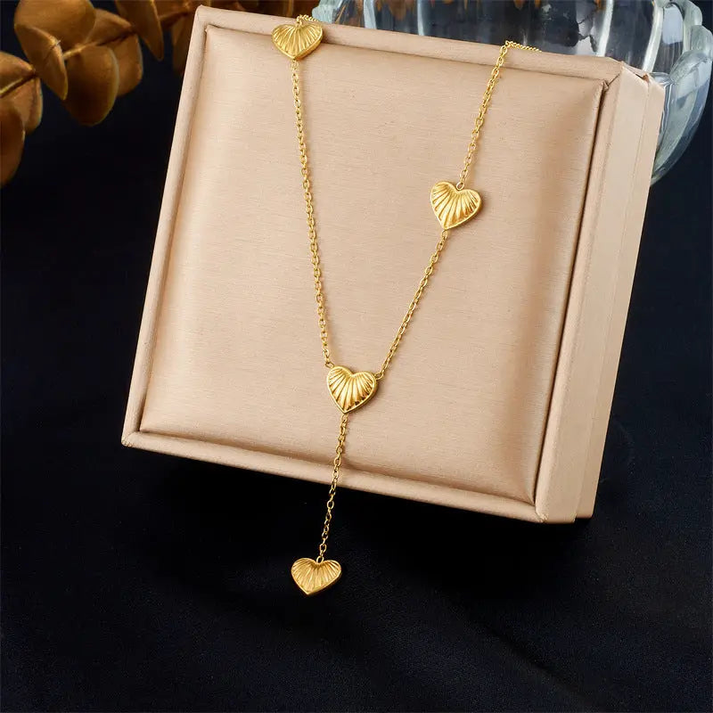 Collier femme  à pompon en forme de cœur rayé simple et tendance - BMYANY