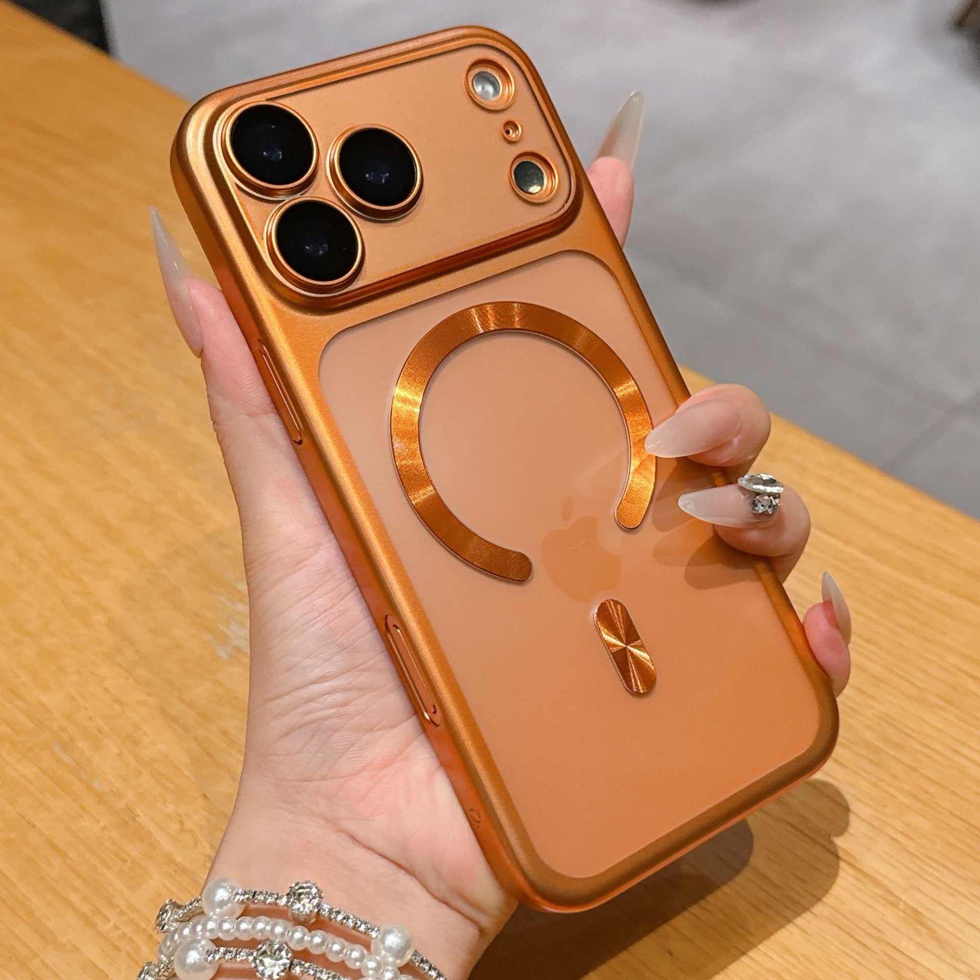Coque iPhone 17 Magnétique PC électrodéposition effet Givré - BMYANY