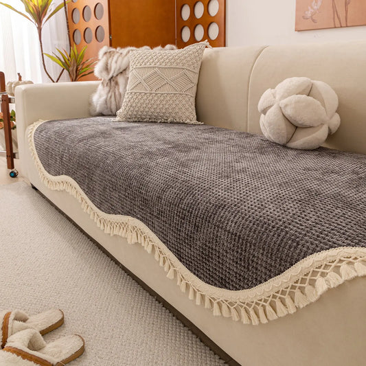 Housse de Canapé Peluche Courte Antidérapante à Pompons Tendance - BMYANY