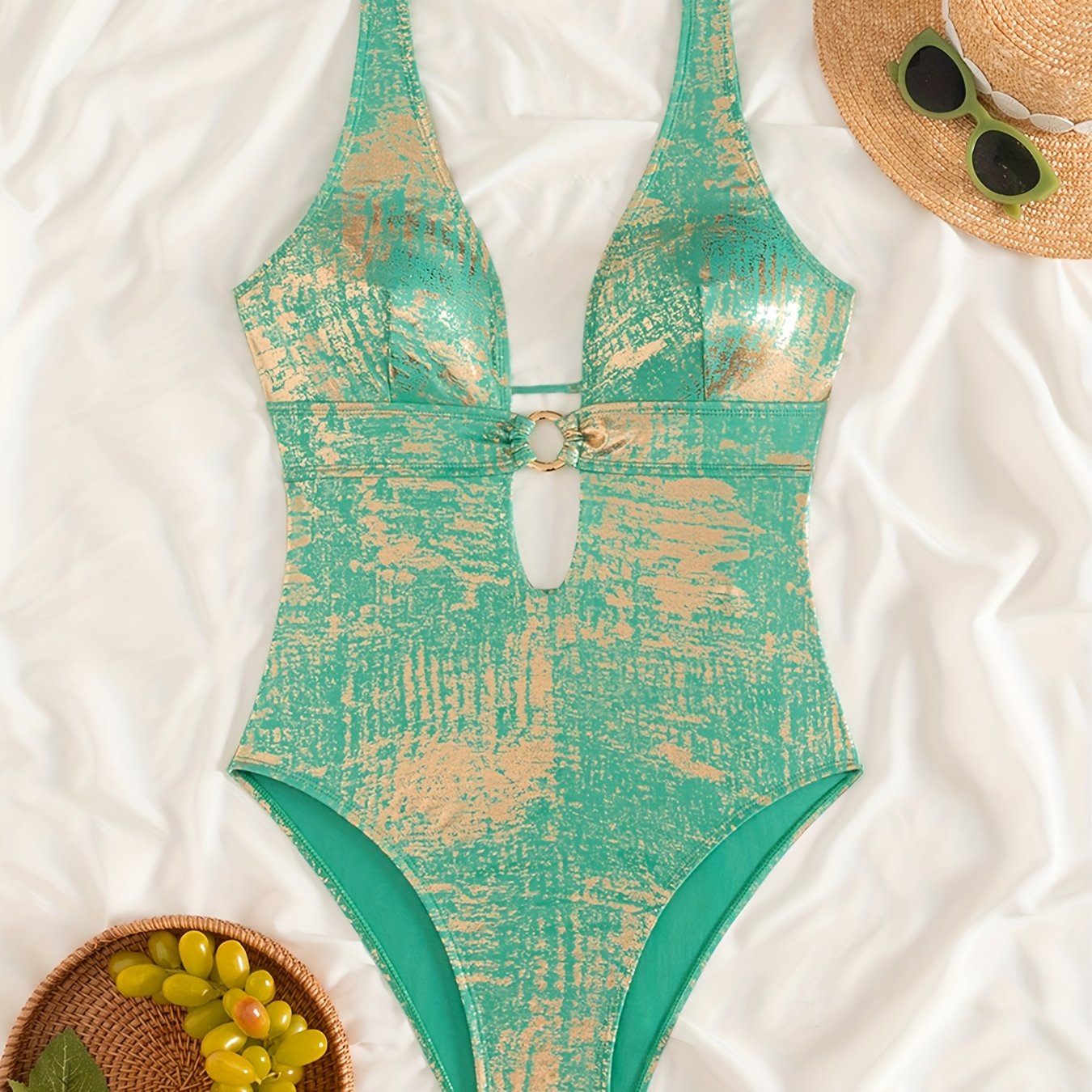 Maillot de bain tendance en tissu brillant avec un décolleté en V profond et un dos - BMYANY