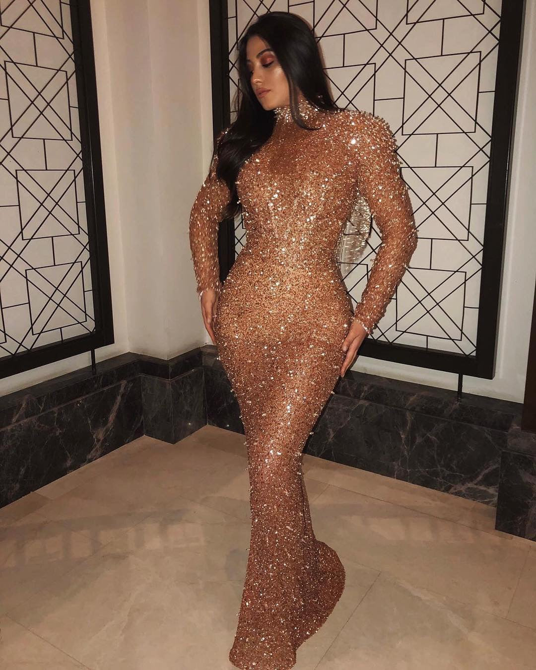 Robe Longue Dorée Paillettes Dos Nu Manches Longues Robe de Soirée Femme - BMYANY