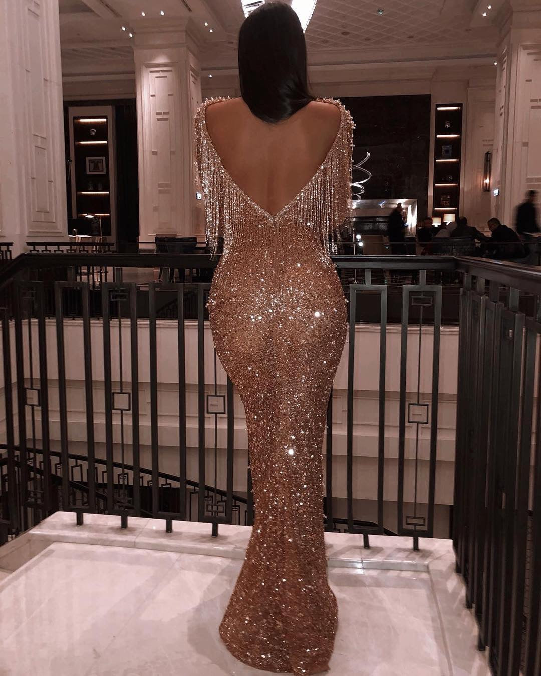 Robe Longue Dorée Paillettes Dos Nu Manches Longues Robe de Soirée Femme - BMYANY