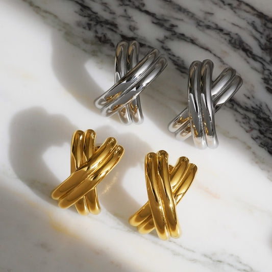 Graceful European And American Retro Personalized Titanium Steel Earrings