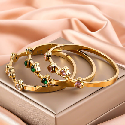 Steel bracelet with crystals 